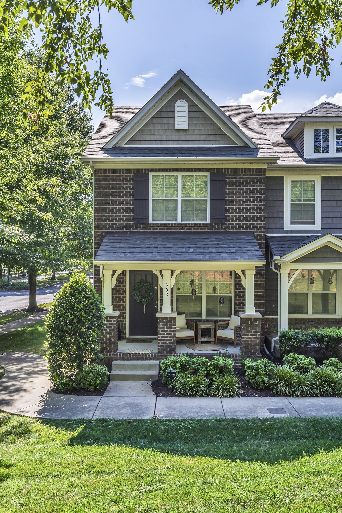 302 Mapleton Aly, Hermitage TN 37076